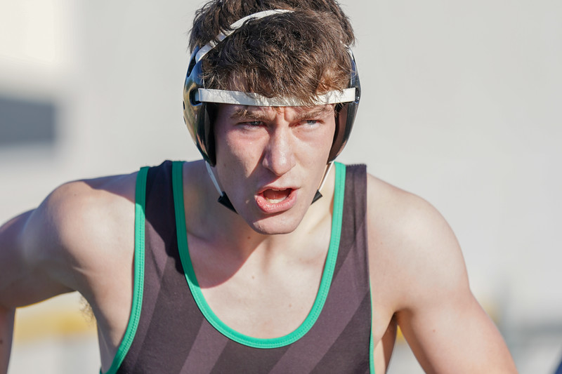 Wrestling rallies back, finishes second in league